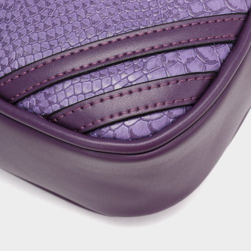 apollo 1 toiletry bag in purple toiletry bag totecarry 10