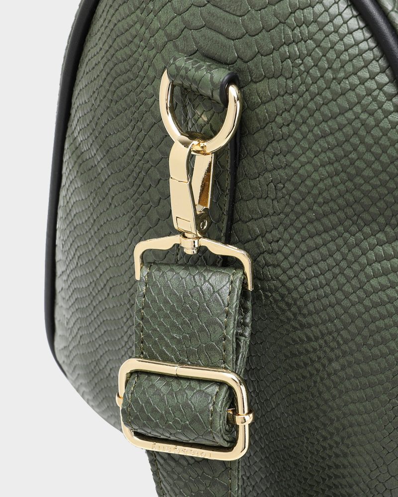 goddess duffle bag in green duffle bag totecarry 9