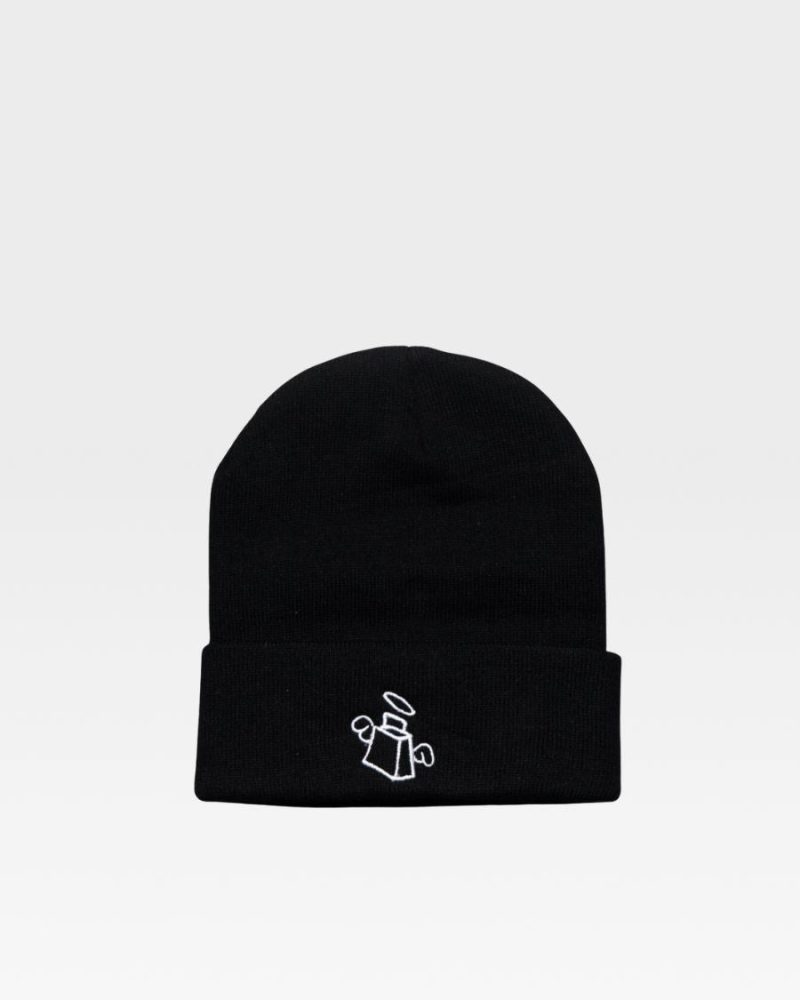 graffiti print beanie in black hat totecarry 2